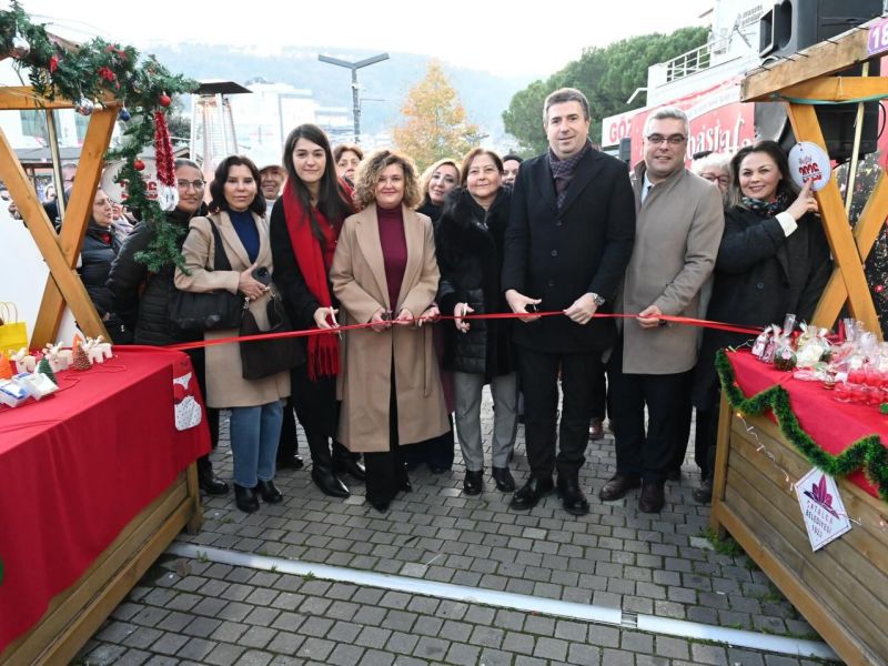 Çatalca'da Kadın Emeği Yılbaşı Pazarı Açıldı