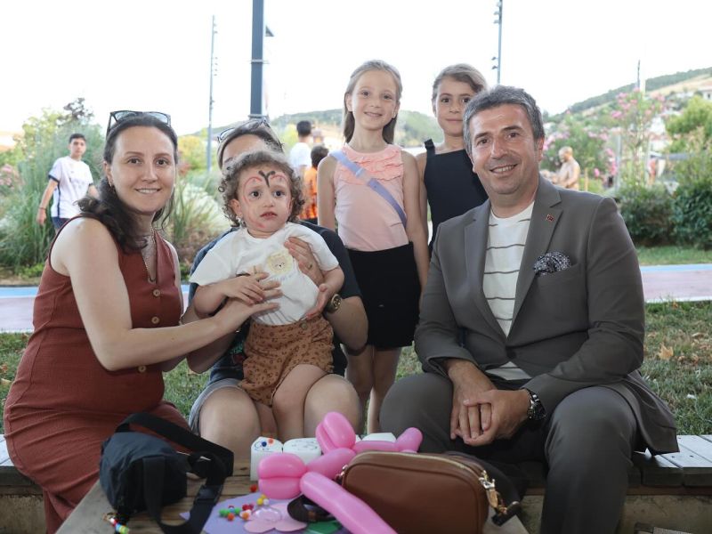 100. Yıl Cumhuriyet Parkı Çocuk Sesleriyle Şenlendi